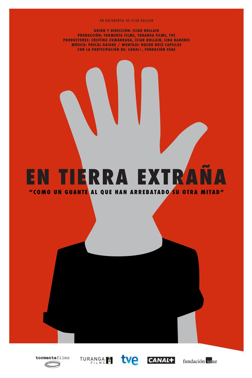 Movie poster for En tierra extraña (2014)