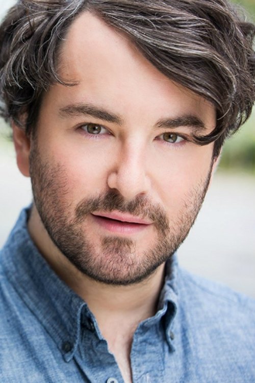 Alex Brightman profile