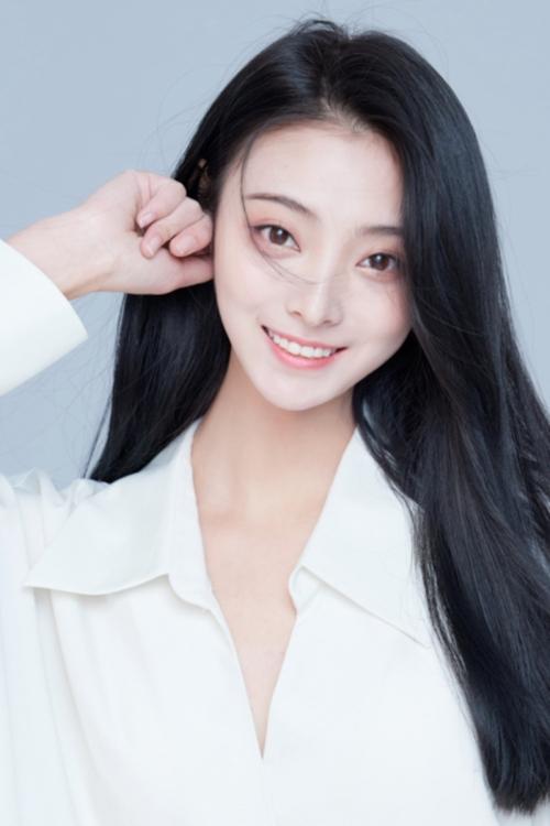 Zhang Xintong profile