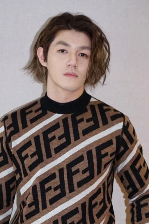 Rong Yingxian profile