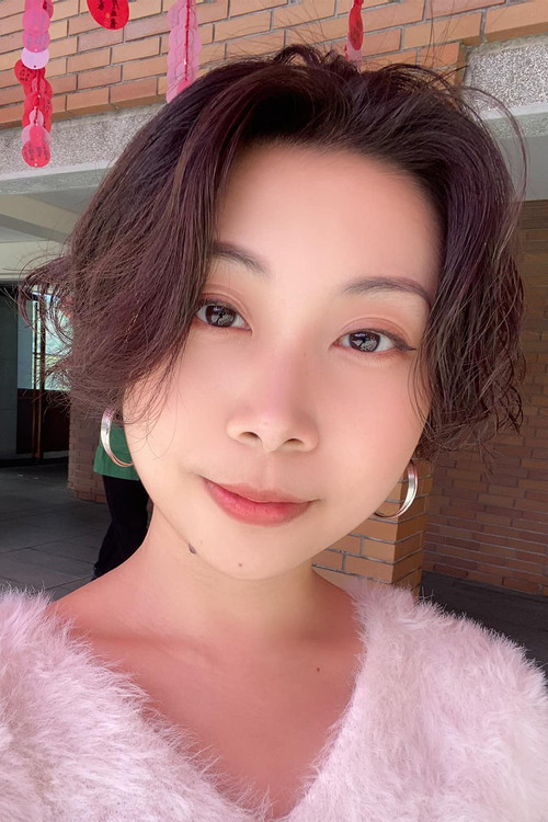 Photo of Vivian Yuen, Acting
