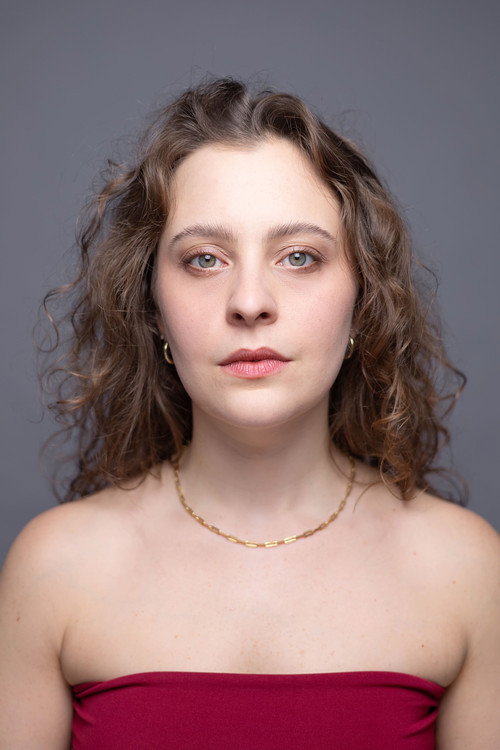 Photo of Laura Hanek, Acting