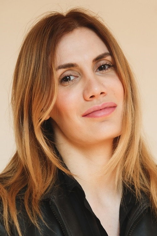 Photo of Laura Masci, Acting