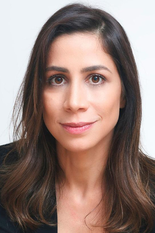 Julia Duailibi profile