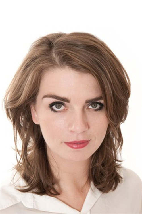 Photo of Louise Korthals, Acting