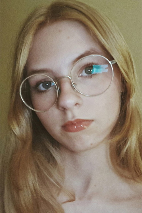 Photo of Amanda Weigmann, Art