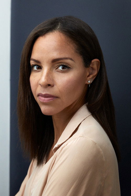 Fay Du Chateau profile