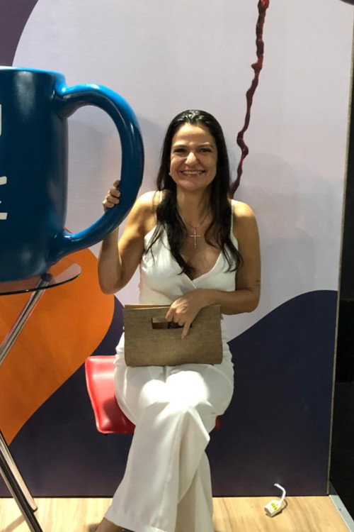 Photo of Josiane Menezes, Acting