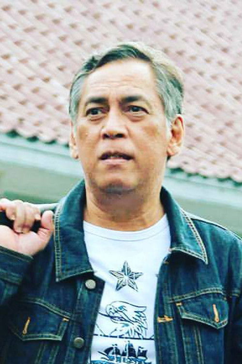 Joshua Pandelaki profile