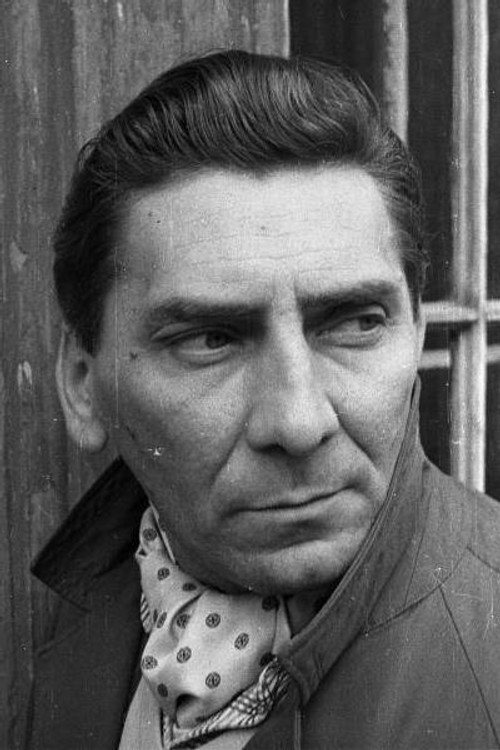 Tibor Molnár profile