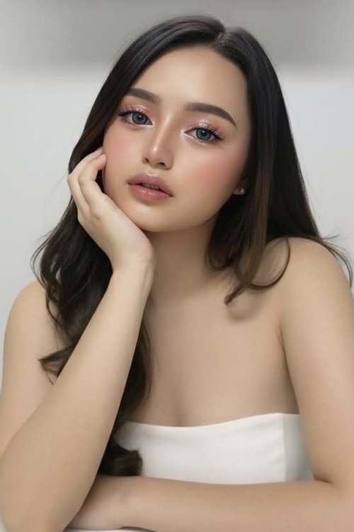 Photo of Liana Rosales, Acting