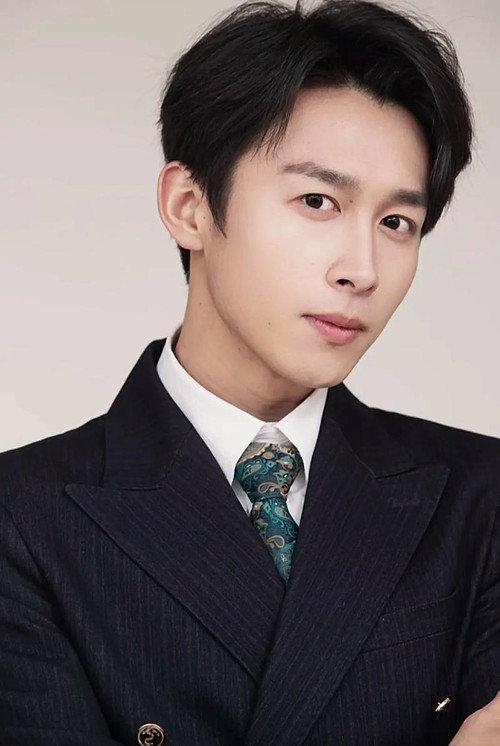 Photo of 严浩, Acting