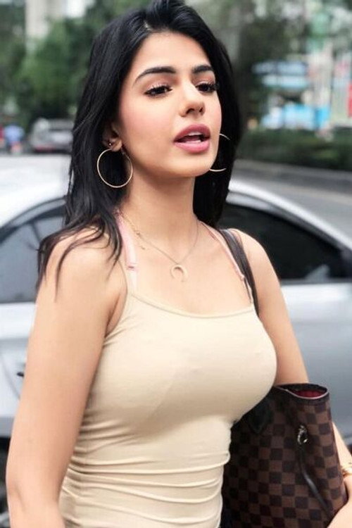 Photo of Sarah Khatri, Acting