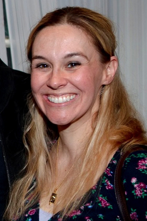 Photo of Kerri Hellmuth, Acting