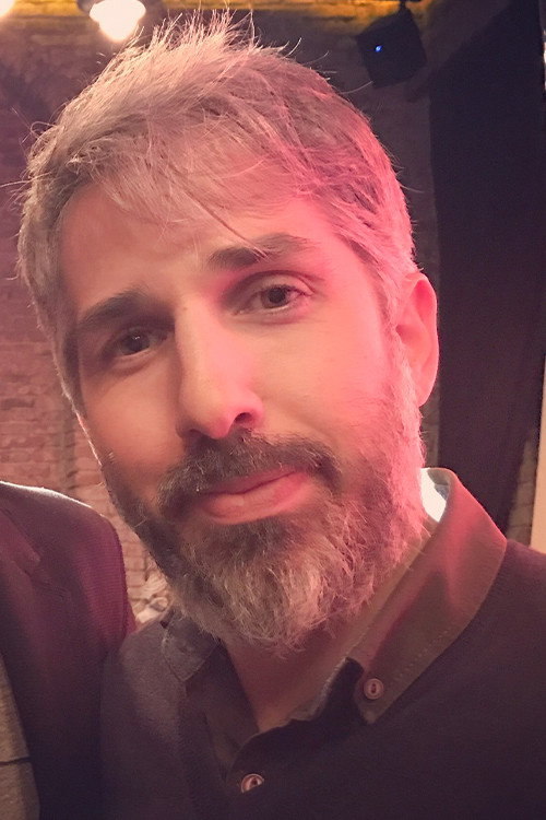 Erol Özlevi profile