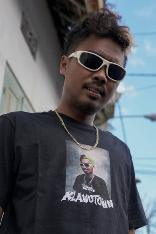 Photo of Yusac Dika Klawu, Acting