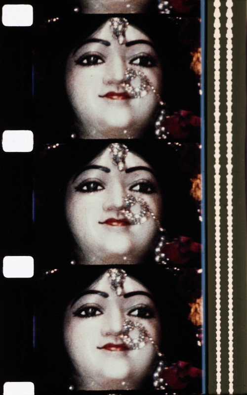 Movie poster for Asnaviram (1974)