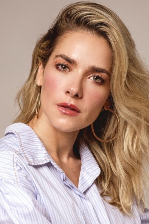 Monique Alfradique profile