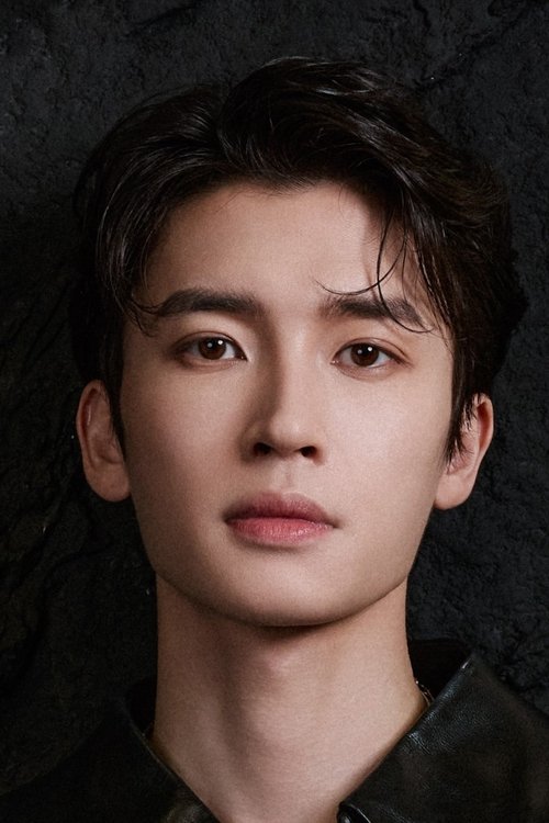 Qin Xiaoxuan profile