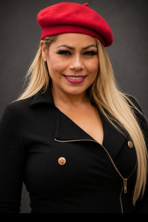 Photo of Dayanna Dowson Kahn, Acting