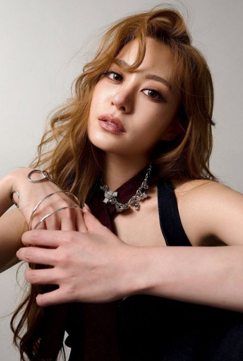 Muanfun Baesakul profile