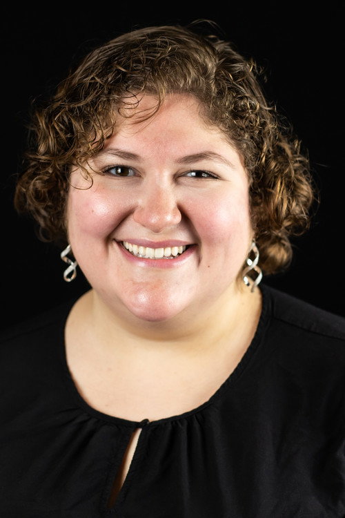 Photo of Elise LoSardo, Acting