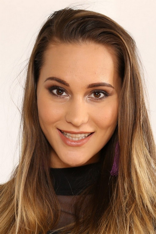 Photo of Naomi Bennet, Acting