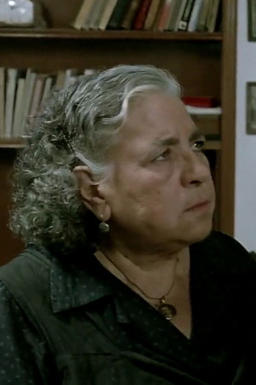Photo of Linda Moretti, Acting