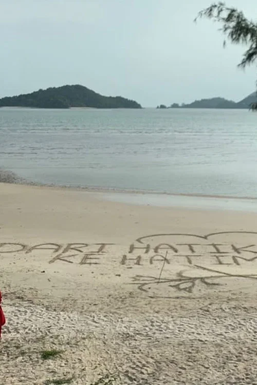 Movie poster for Dari Hatiku Ke Hatimu (2022)