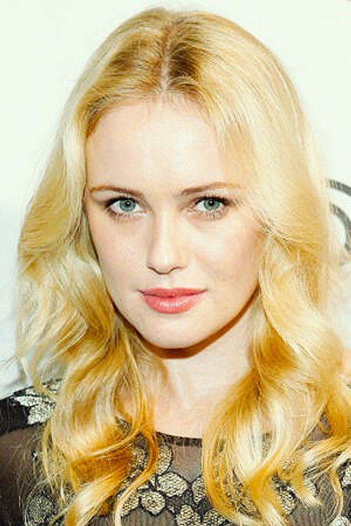 Photo of Hannah New, Acting