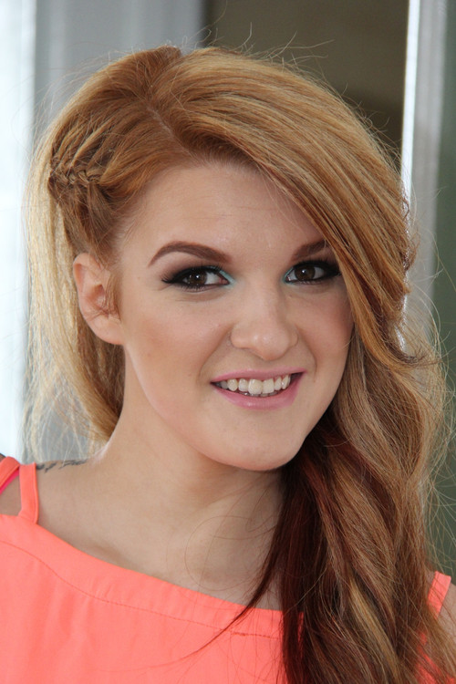 Photo of Miranda Mills, Acting