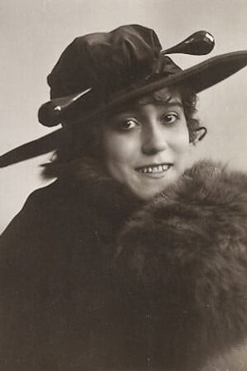 Photo of Leontine Kühnberg, Acting