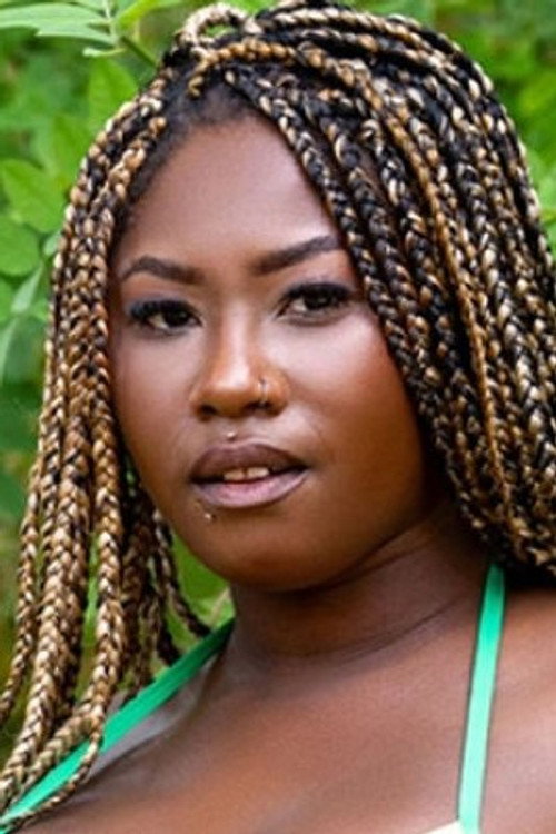 Photo of Xeinna Rose, Acting