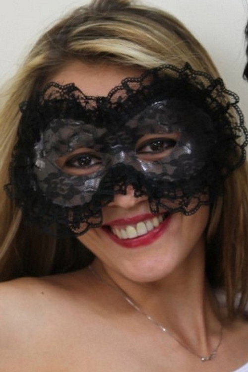 Photo of Veneisse, Acting