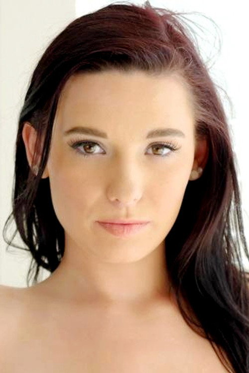Photo of Riley Momsen, Acting