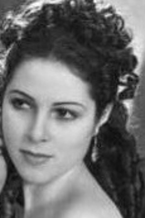 Photo of Elisa Labardén, Acting