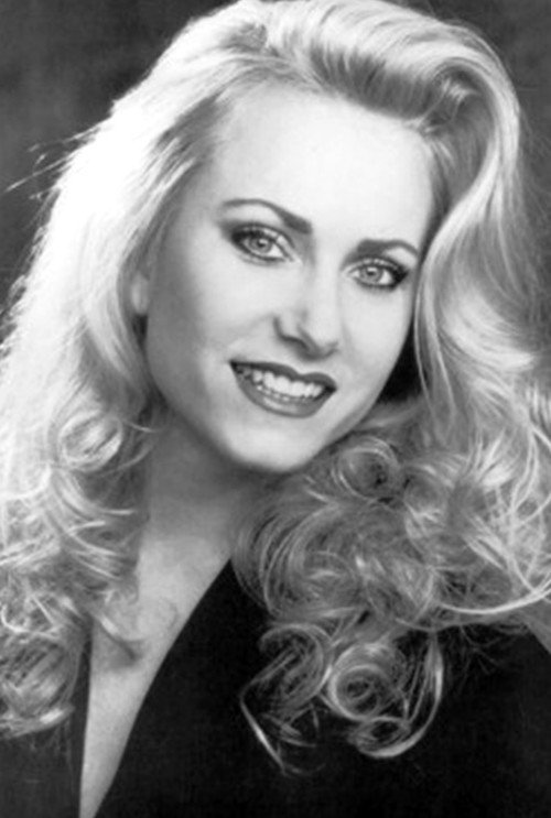 Photo of Lisa Hasslehurst, Acting