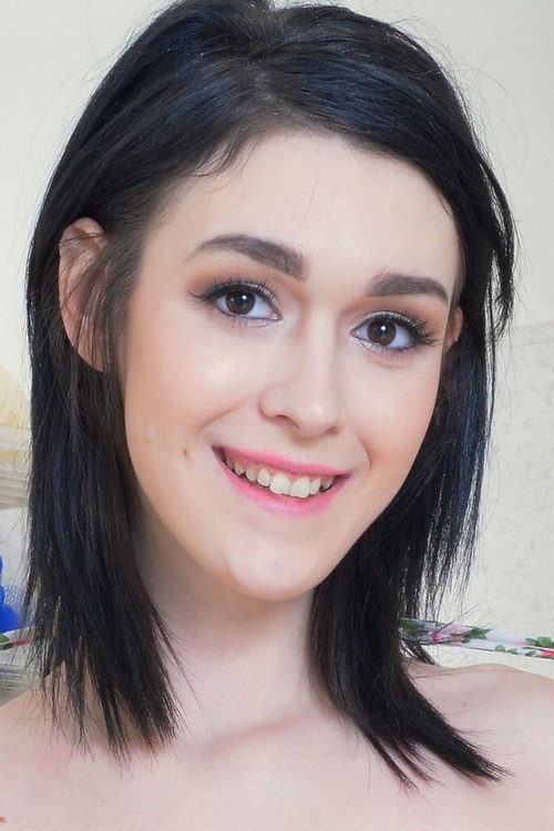 Photo of Ivy Aura, Acting