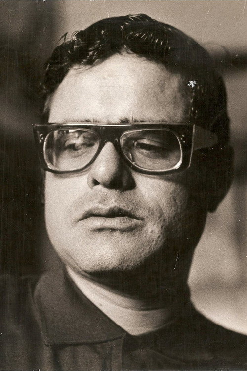 Photo of Adriano González León, Writing
