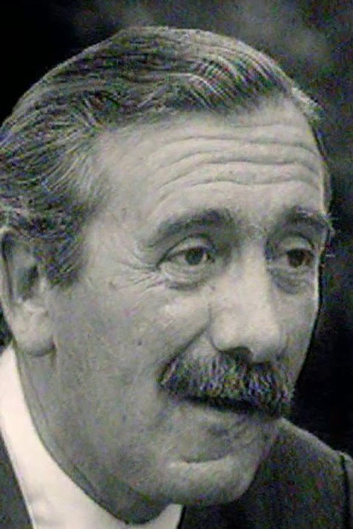 Photo of Henri Decaë, Camera