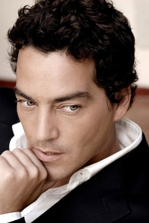 Rodrigo Menezes profile