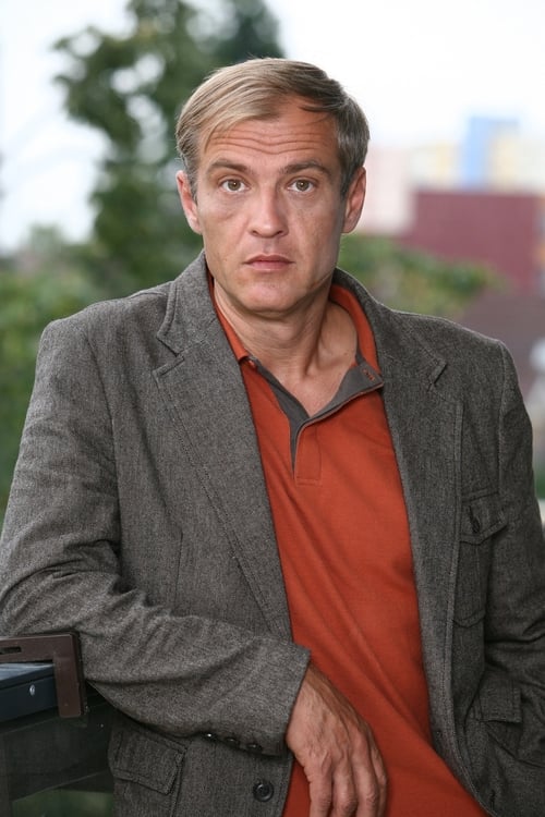 Roman Luknár profile