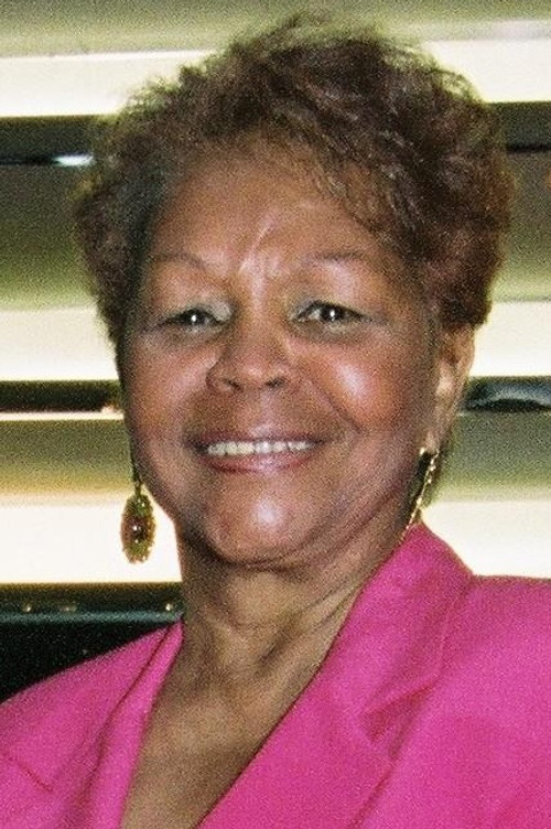 Photo of Mara Abrantes, Acting