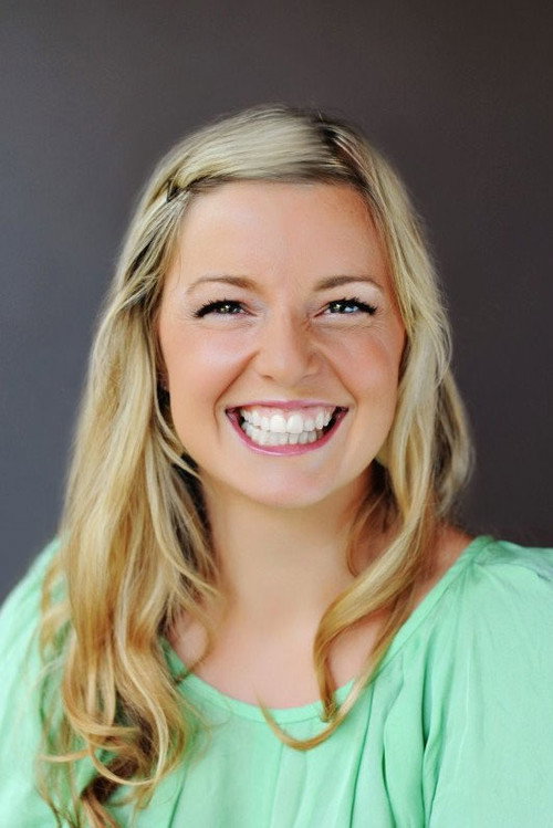 Damaris Phillips profile