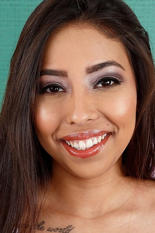 Photo of Jasmine Summers, Acting