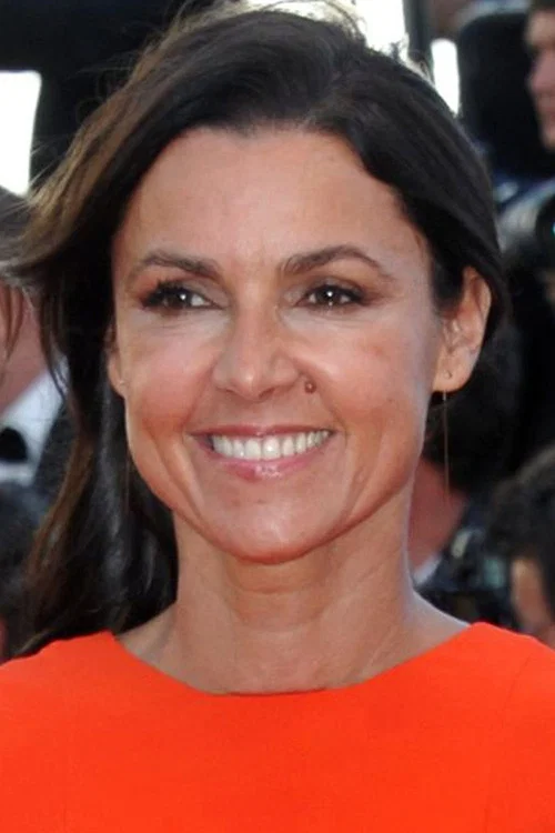 Photo of Isabelle de Araujo, Costume & Make-Up