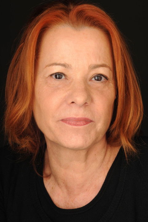 Tina Barbosa profile