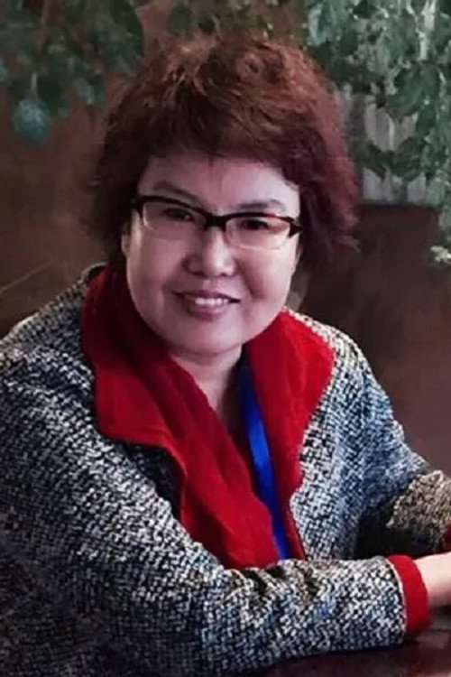 Photo of Yang Jun, Writing
