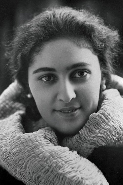 Photo of Kira Andronikashvili, Acting