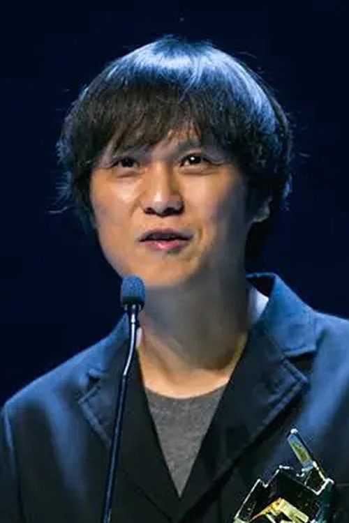 Photo of Kim Ji-yong, Camera